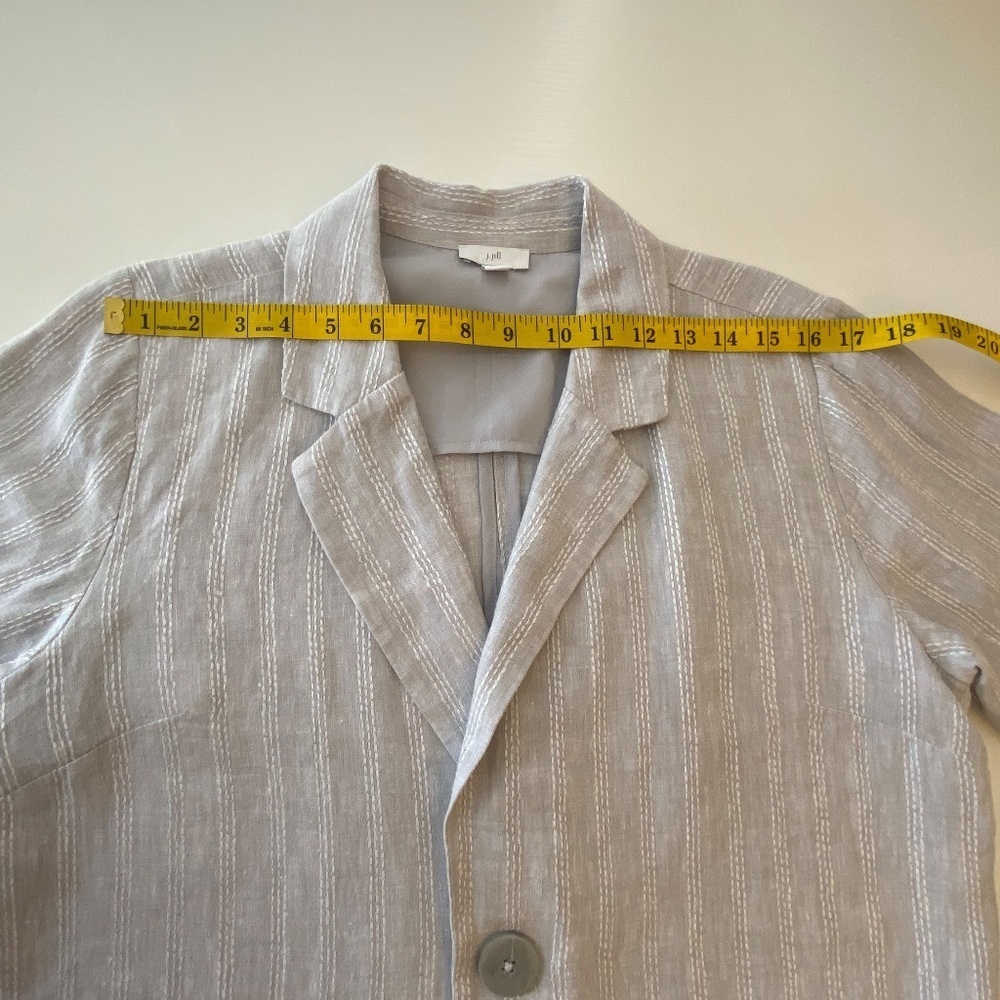 J. JILL Relaxed Pinstripe Linen Vertical Gray & White Jacket Cardigan Size M - Picture 13 of 14